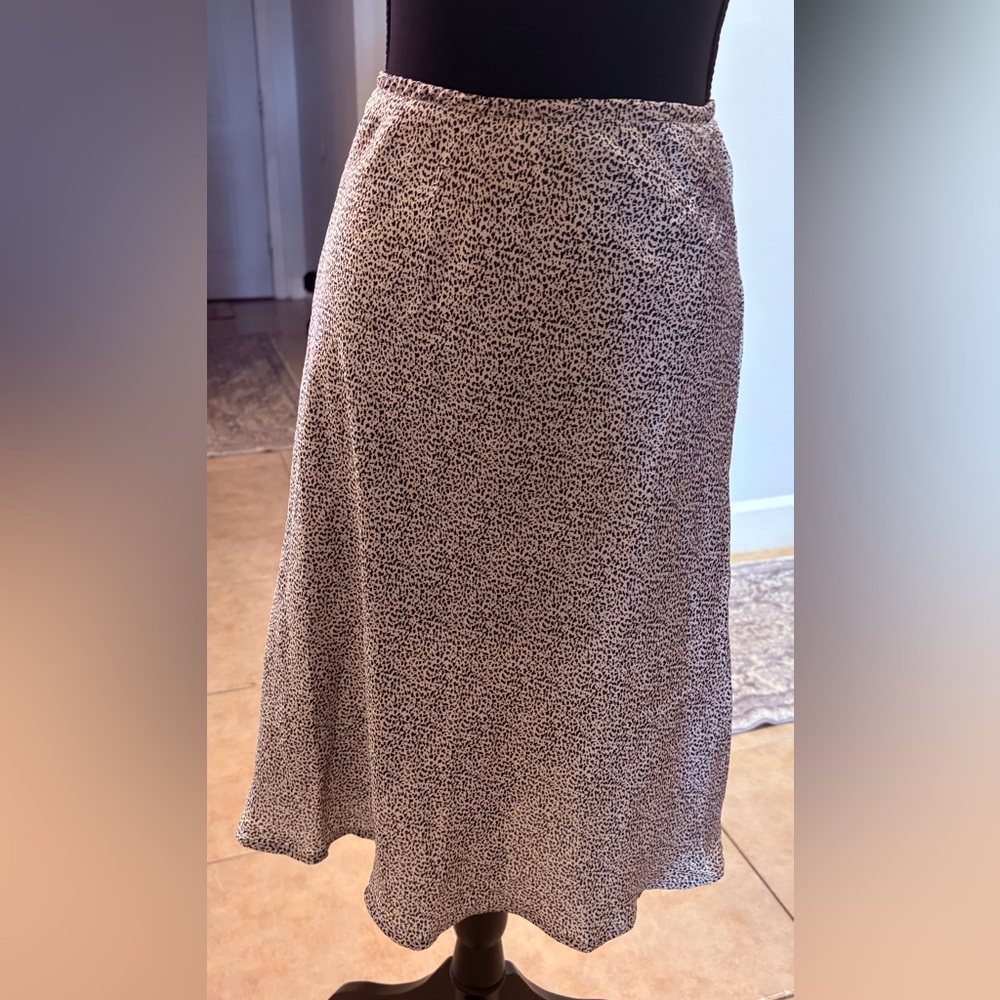 Sienna Sky Elegant Black maxi skirt